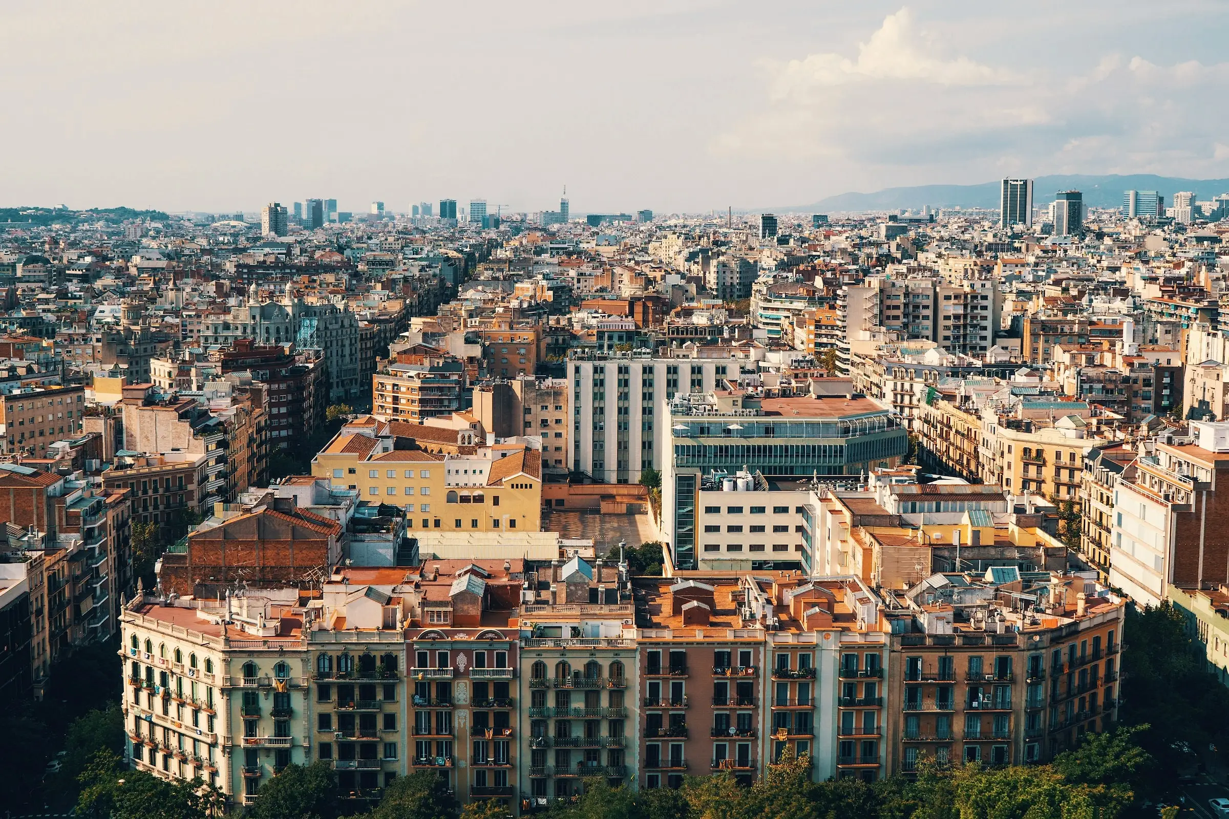 Vista aérea de las cubiertas del Eixample de Barcelona